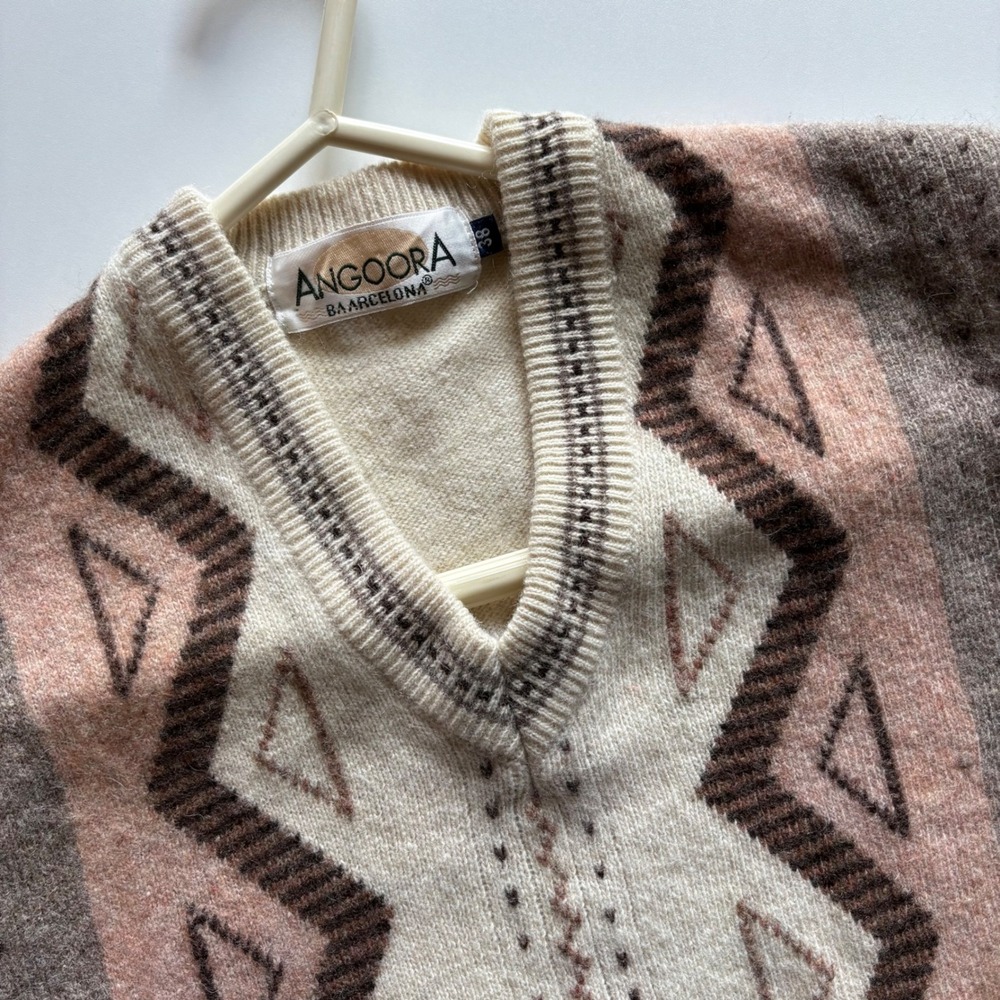 Angoora Barcelona Sweater Vest Aztec Geometric Sleeveless‎ Menswear